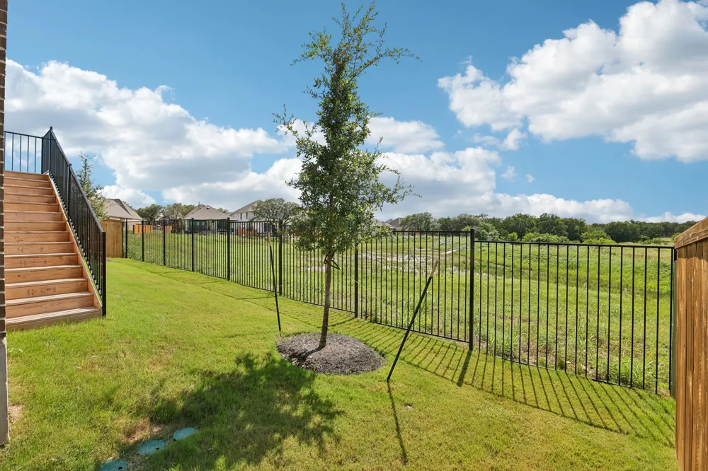276 Prickly Poppy Loop Kyle, TX 78640