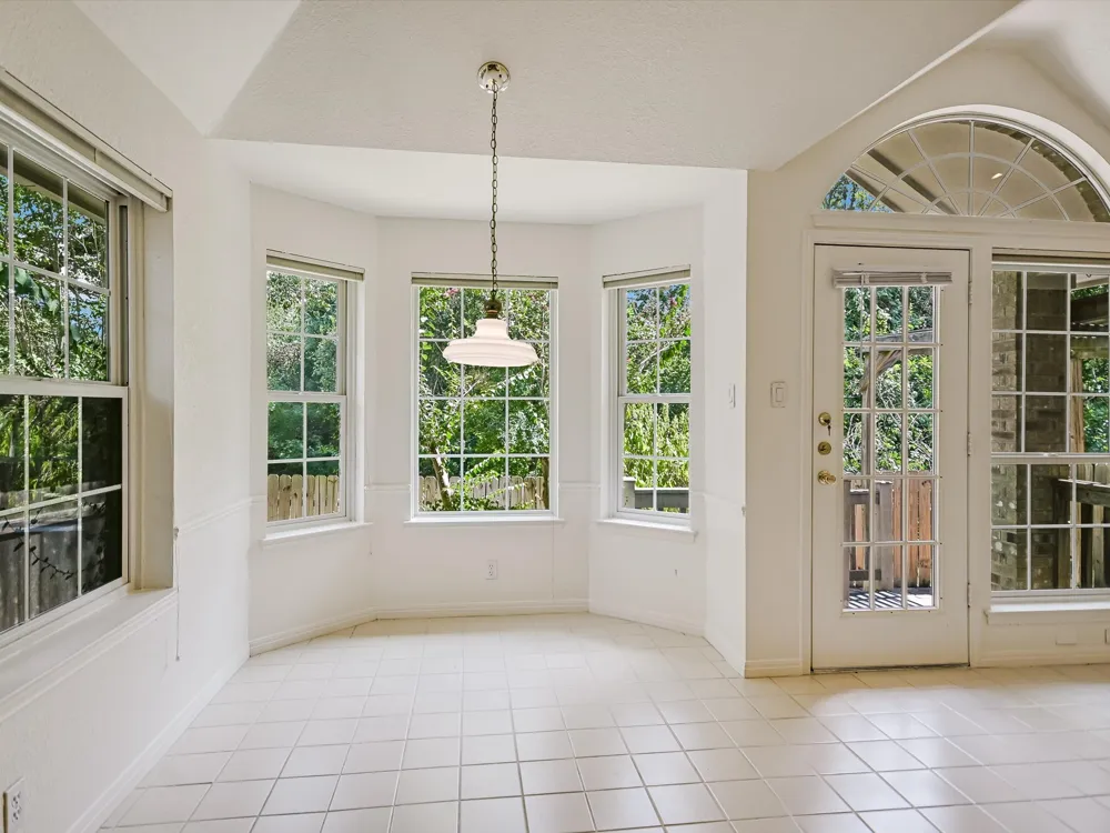 10817 Redmond Road Austin, TX 78739