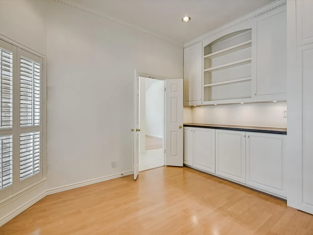 10817 Redmond Road Austin, TX 78739