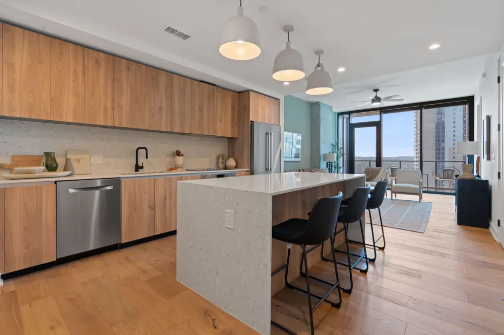 84 East Avenue #1405 Austin, TX 78701