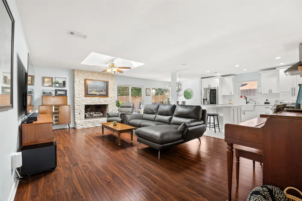 11307 Powder Mill Trail Austin, TX 78750