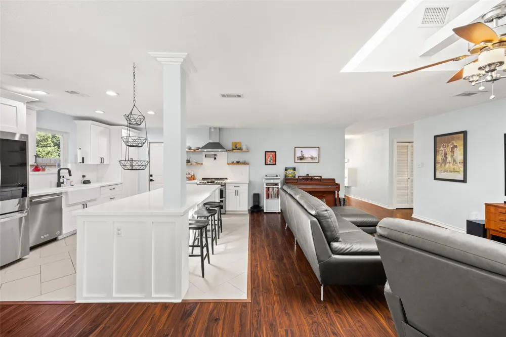 11307 Powder Mill Trail Austin, TX 78750