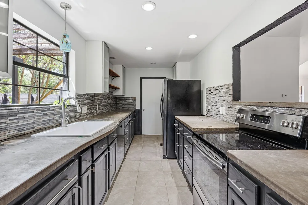 4 Acacia Drive Wimberley, TX 78676