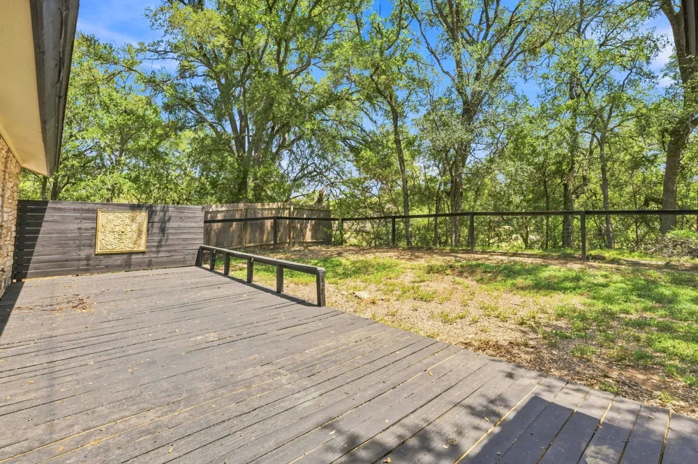 4 Acacia Drive Wimberley, TX 78676