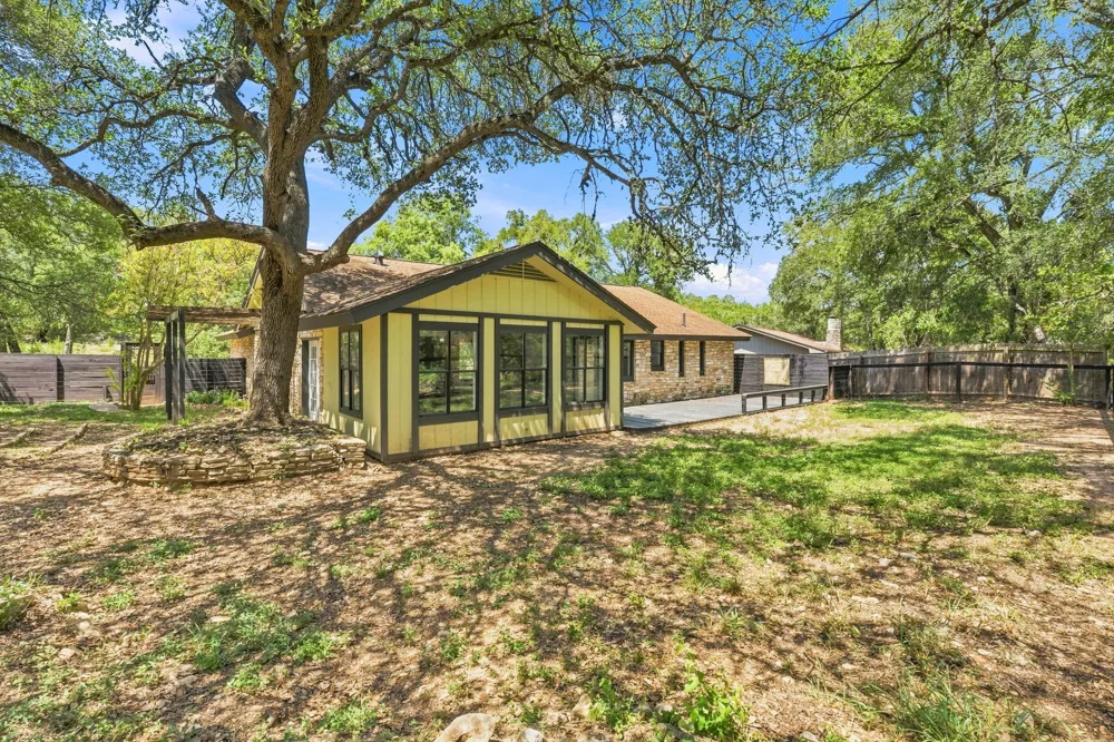 4 Acacia Drive Wimberley, TX 78676
