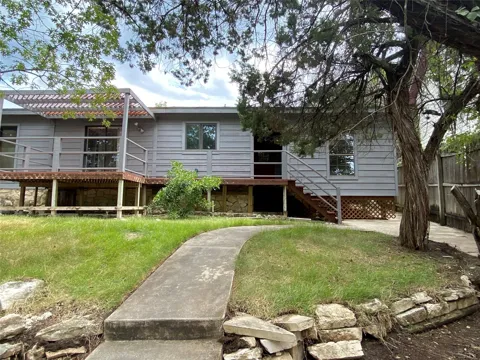 1516 Lisa Drive #B