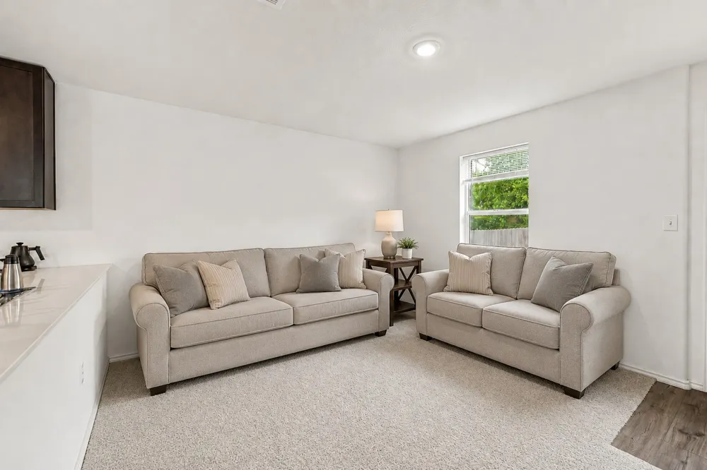 54 Trinity Circle Lockhart, TX 78644