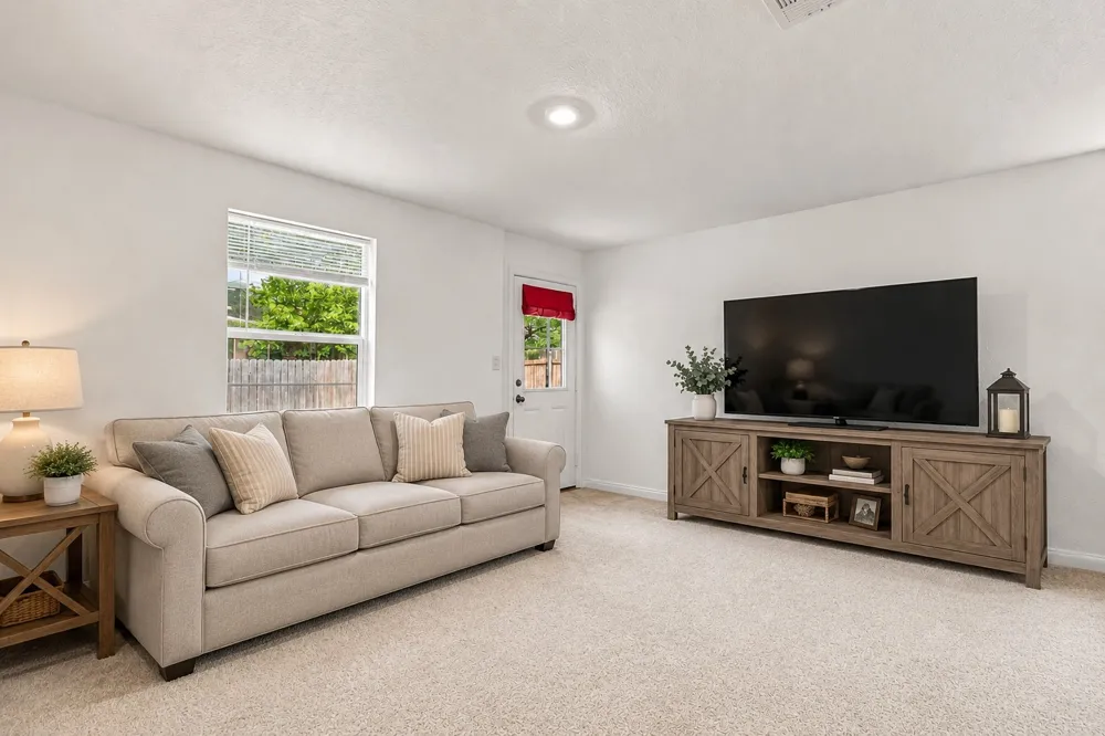 54 Trinity Circle Lockhart, TX 78644