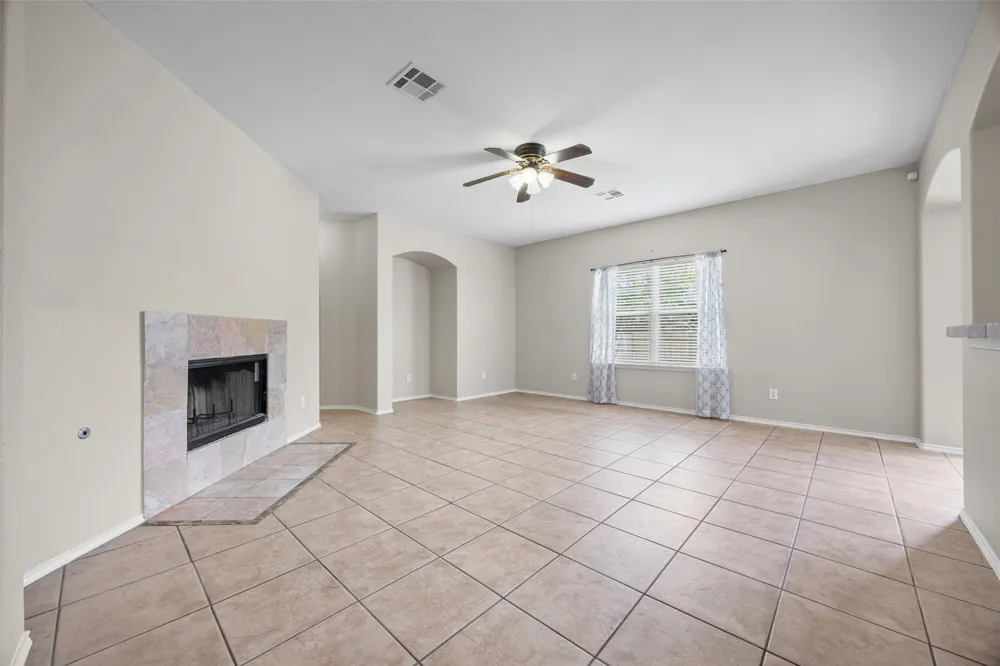 20521 Farm Pond Lane Pflugerville, TX 78660