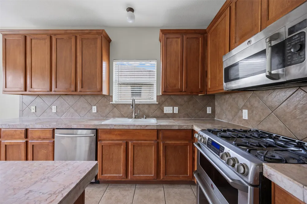 20521 Farm Pond Lane Pflugerville, TX 78660