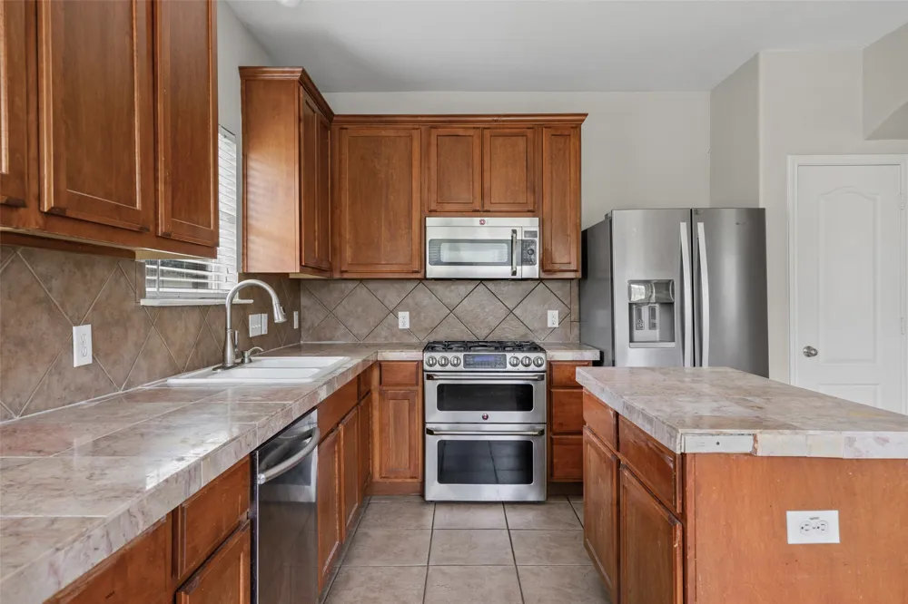 20521 Farm Pond Lane Pflugerville, TX 78660