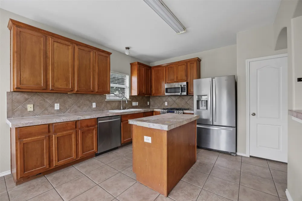 20521 Farm Pond Lane Pflugerville, TX 78660