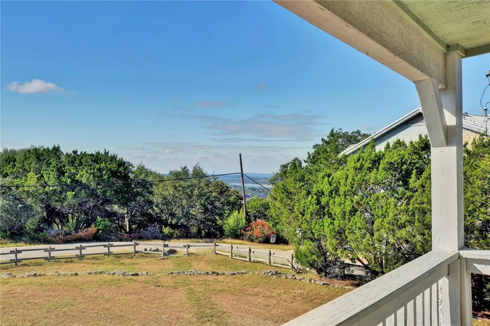 20800 Bonanza St #C Lago Vista, TX 78645