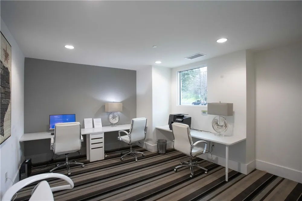 1900 Barton Springs Road #1040 Austin, TX 78704