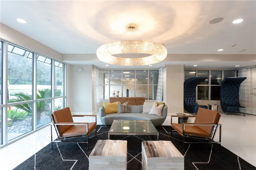1900 Barton Springs Road #1040 Austin, TX 78704