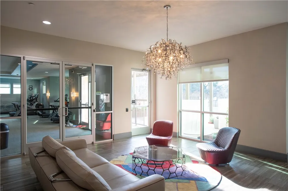 1900 Barton Springs Road #1040 Austin, TX 78704
