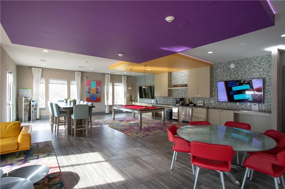 1900 Barton Springs Road #1040 Austin, TX 78704