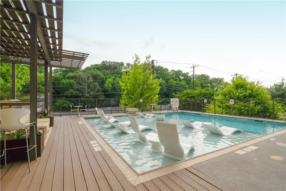 1900 Barton Springs Road #1040 Austin, TX 78704