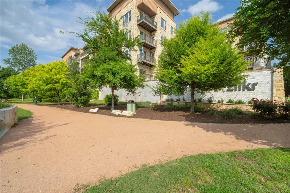 1900 Barton Springs Road #1040 Austin, TX 78704
