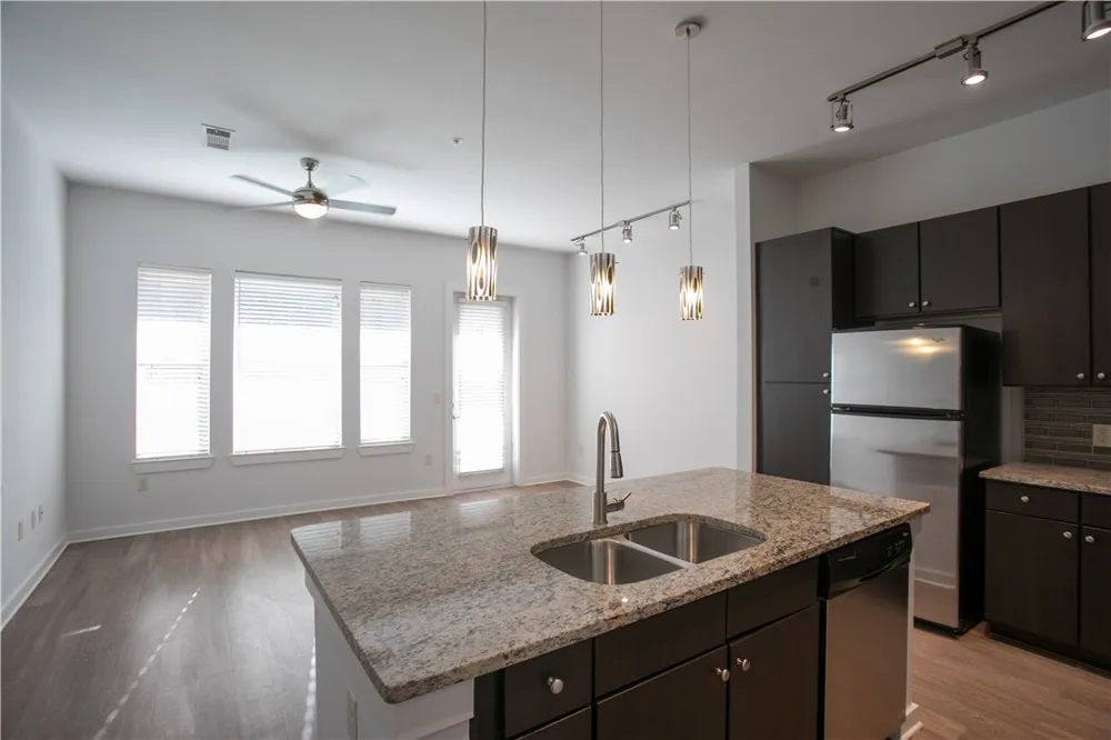 1900 Barton Springs Road #1040 Austin, TX 78704