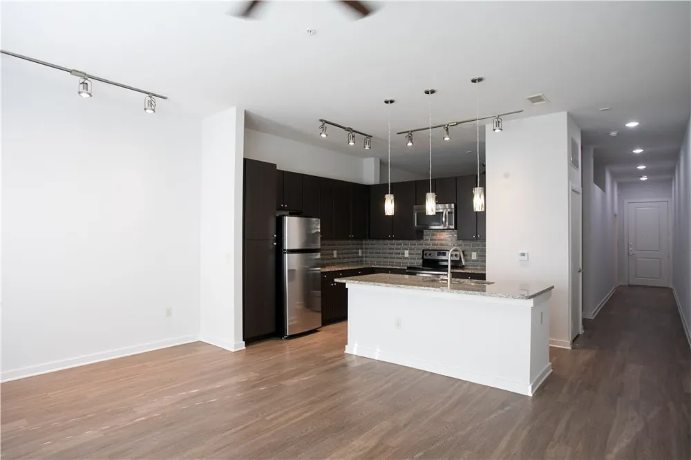 1900 Barton Springs Road #1040 Austin, TX 78704
