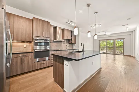 3600 S LAMAR BOULEVARD #213