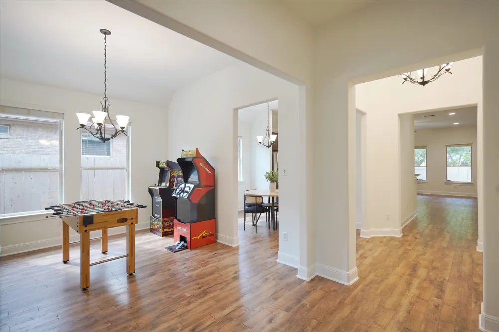 2301 Yaupon Range Drive Leander, TX 78641
