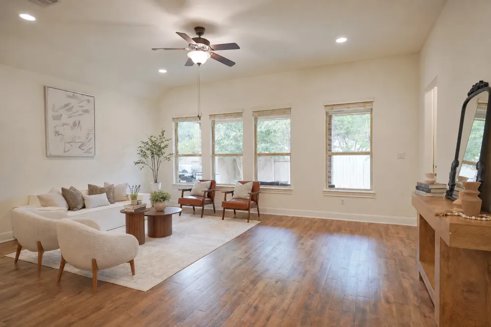 2301 Yaupon Range Drive Leander, TX 78641