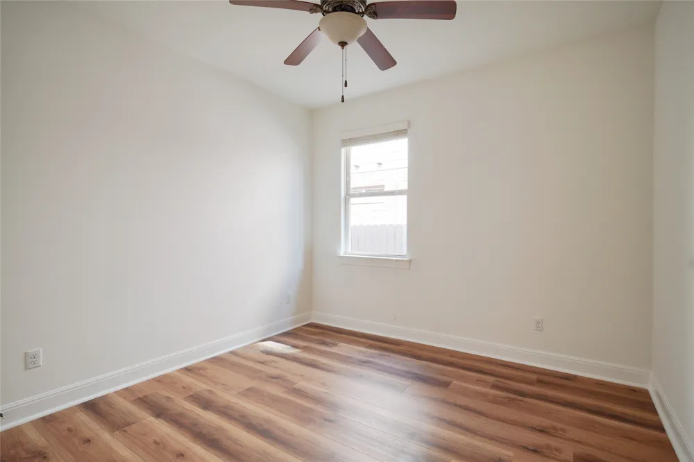 2301 Yaupon Range Drive Leander, TX 78641