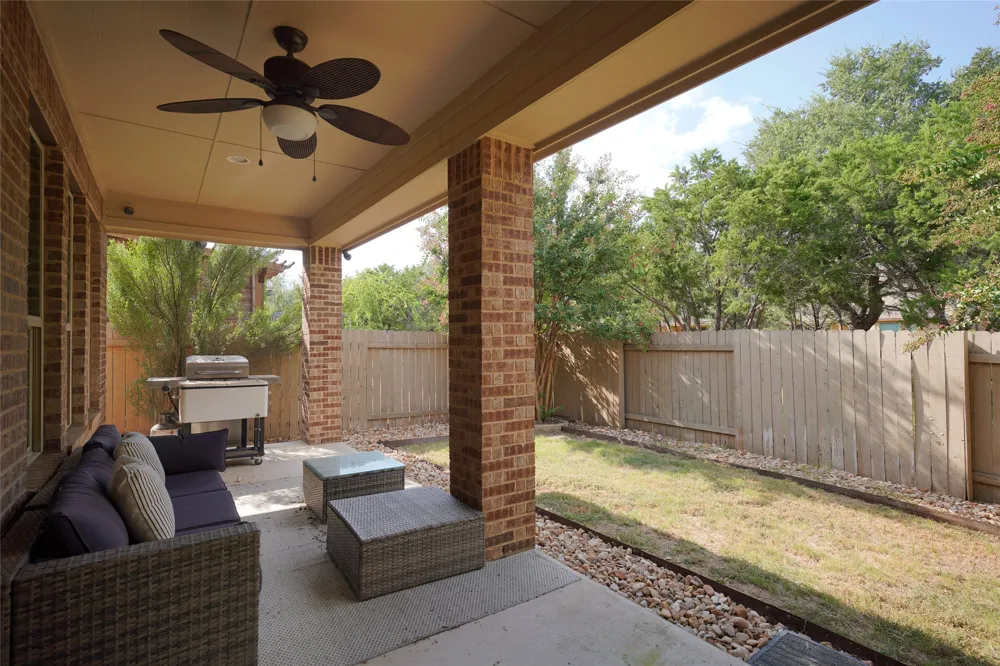 2301 Yaupon Range Drive Leander, TX 78641