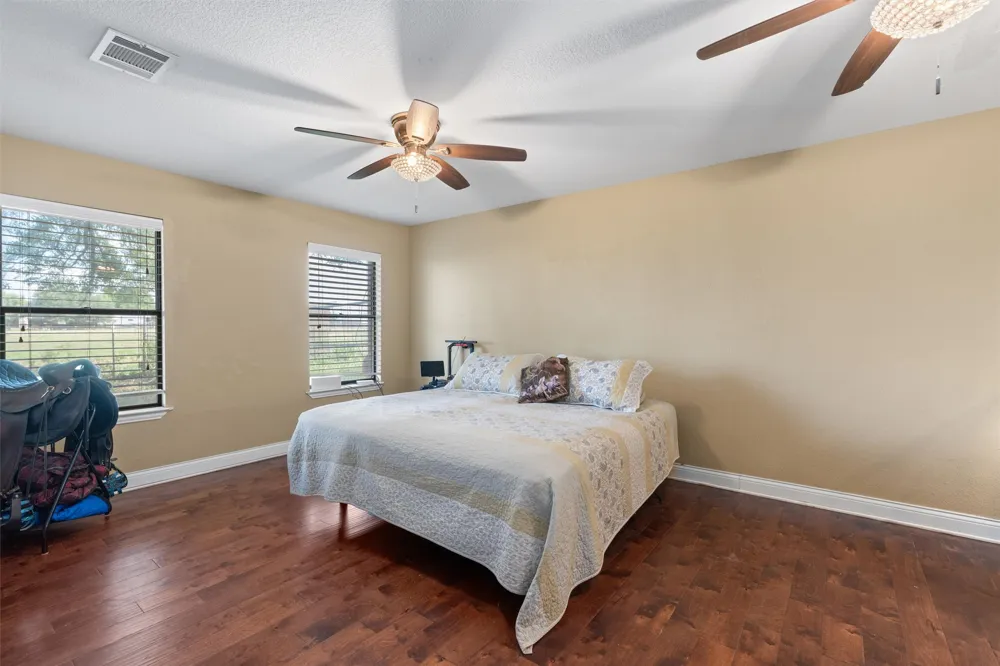 451 County Road 416 Taylor, TX 76574