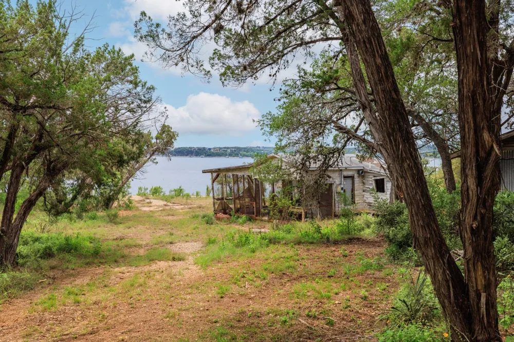 7100 Comanche Trail Austin, TX 78732