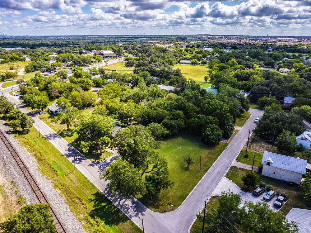 301 Railroad Street Buda, TX 78610