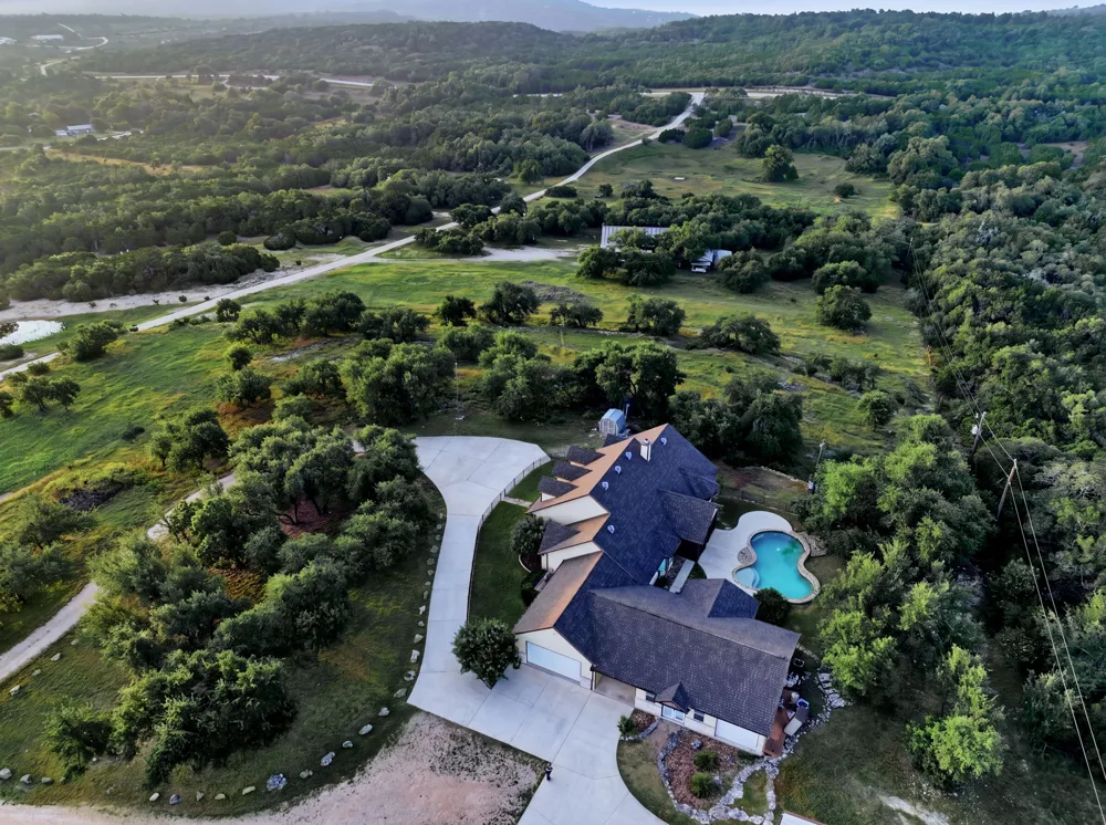 271 ROLLIN N RANCH RD ROAD Blanco, TX 78606