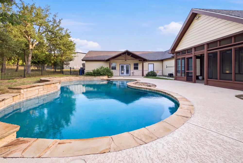 271 ROLLIN N RANCH RD ROAD Blanco, TX 78606
