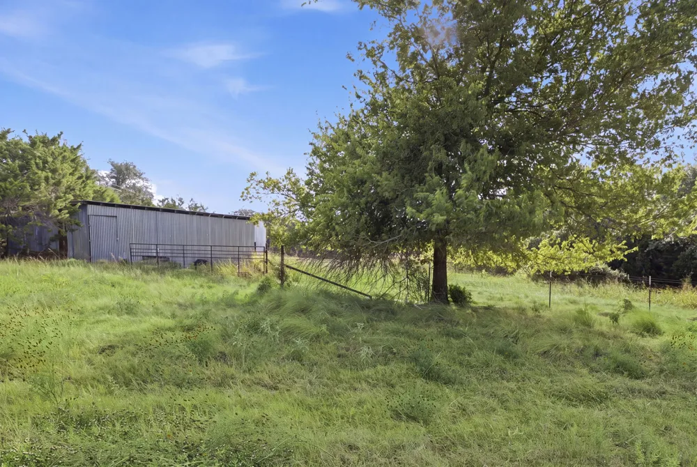271 ROLLIN N RANCH RD ROAD Blanco, TX 78606