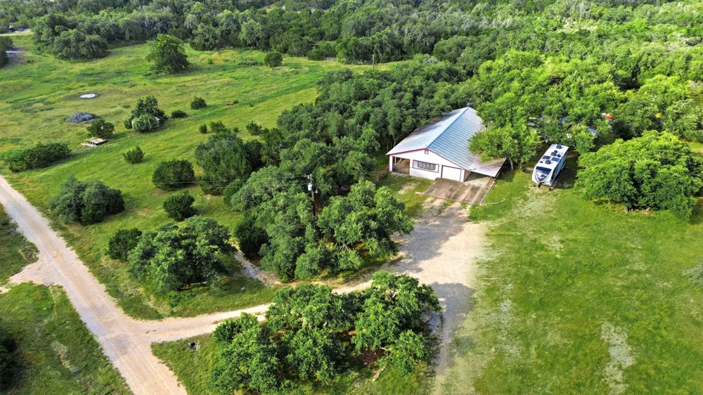 271 ROLLIN N RANCH RD ROAD Blanco, TX 78606