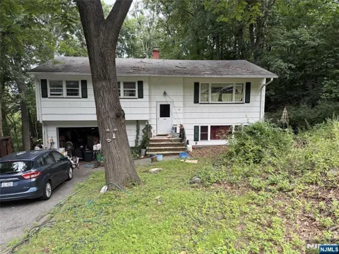 13 Alpine Drive
