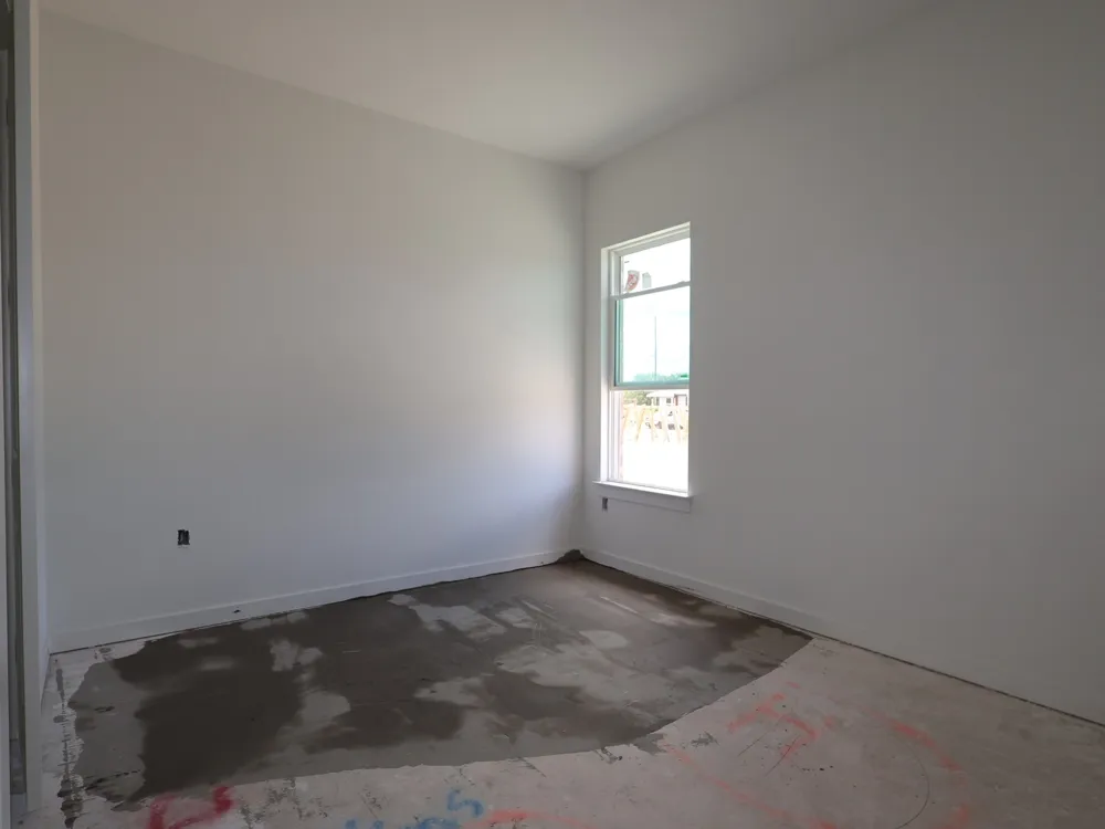 124 Leland Avenue Buda, TX 78610