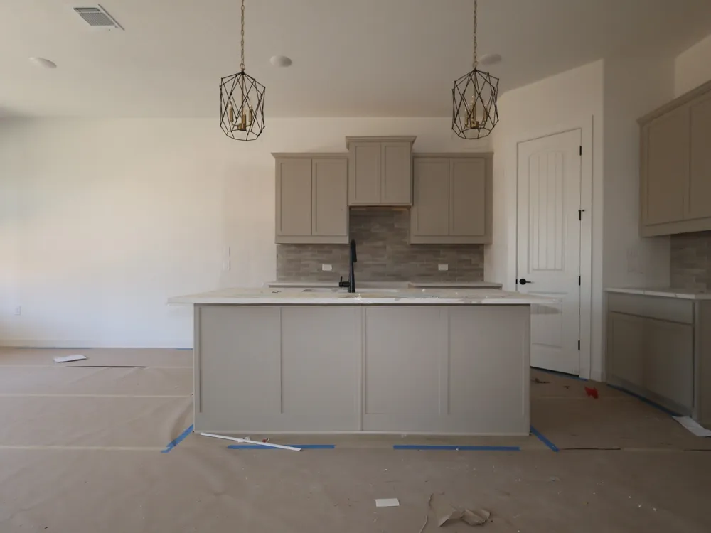 124 Leland Avenue Buda, TX 78610