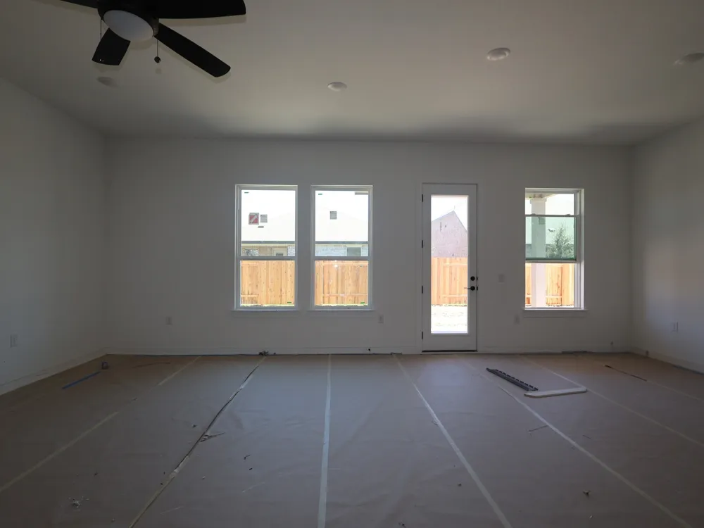 124 Leland Avenue Buda, TX 78610