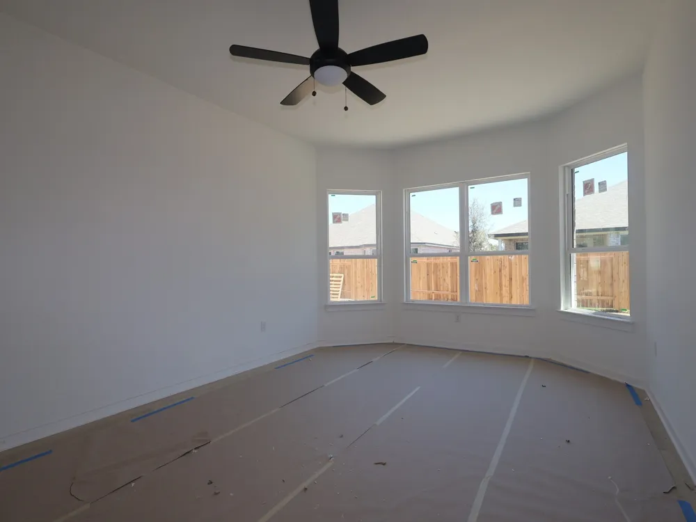 124 Leland Avenue Buda, TX 78610