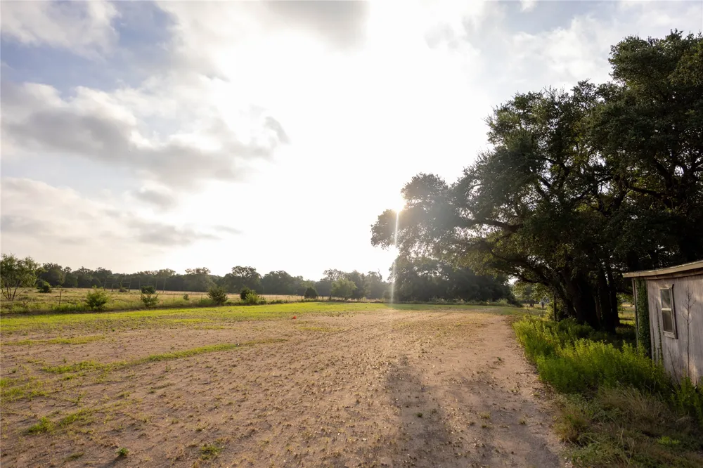 240 Lanier Ranch Road #B Driftwood, TX 78619