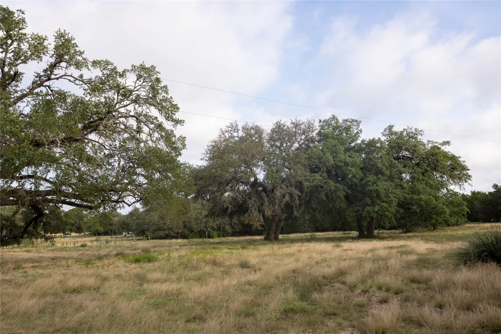 240 Lanier Ranch Road #B Driftwood, TX 78619