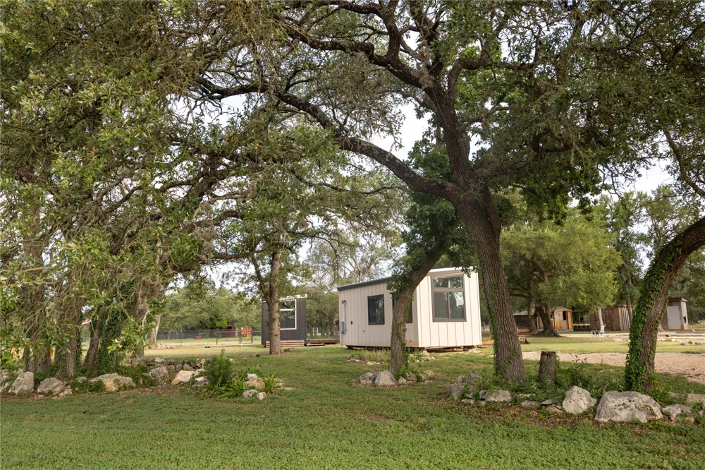 240 Lanier Ranch Road #B Driftwood, TX 78619