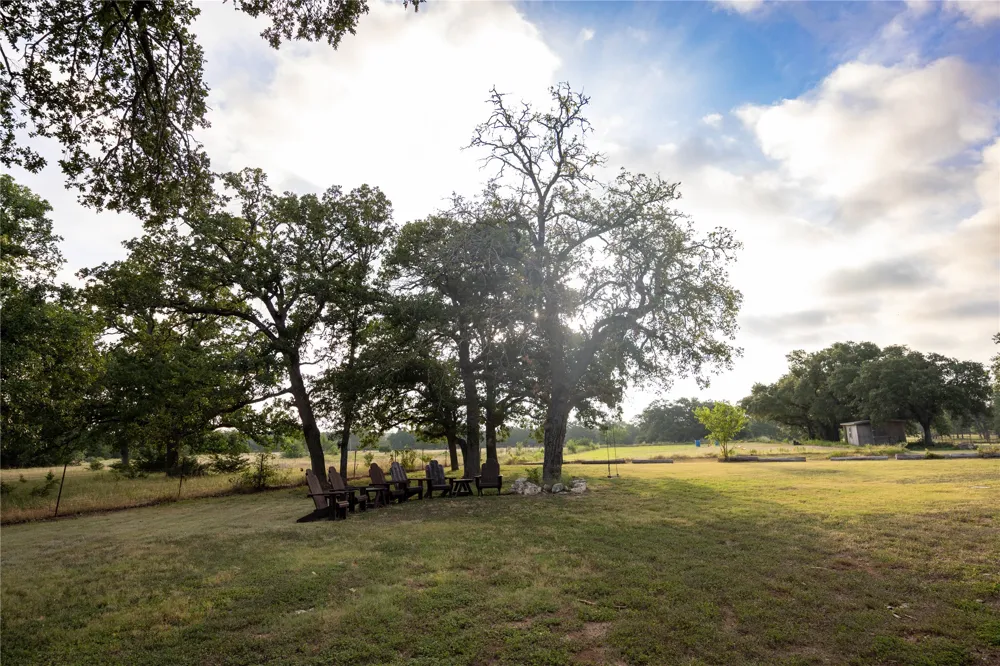 240 Lanier Ranch Road #B Driftwood, TX 78619