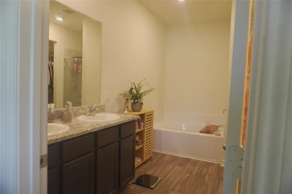 14300 Prairie Sod Lane Elgin, TX 78621