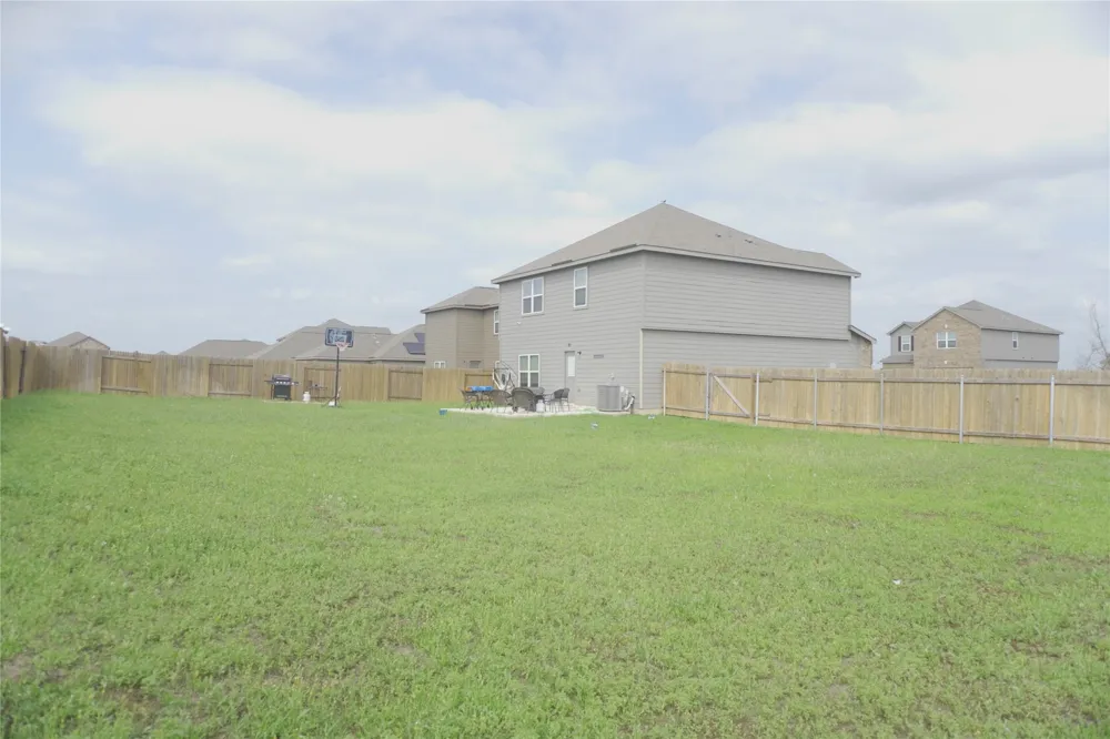 14300 Prairie Sod Lane Elgin, TX 78621