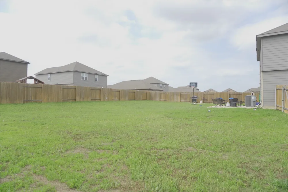 14300 Prairie Sod Lane Elgin, TX 78621