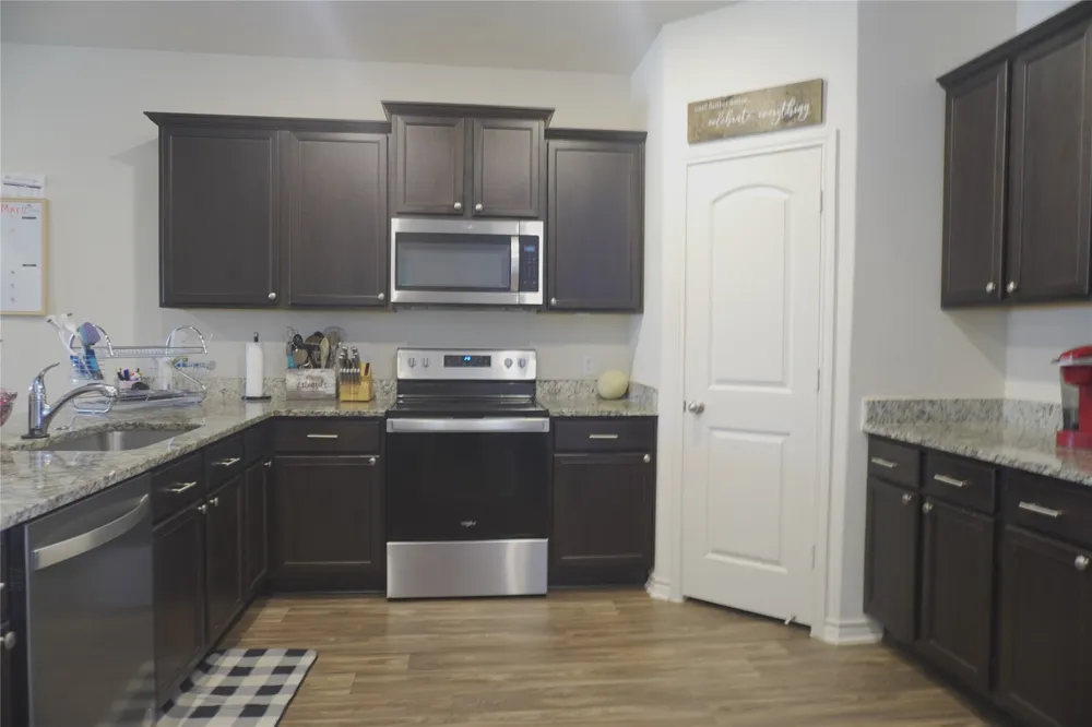 14300 Prairie Sod Lane Elgin, TX 78621